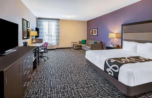 McAllen Hotel | La Quinta by Wyndham McAllen La Plaza Mall
