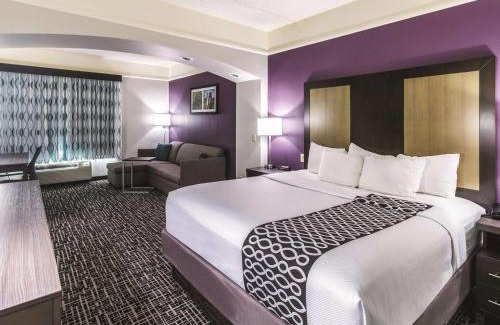 Mission Hotel | La Quinta by Wyndham Mission at West McAllen