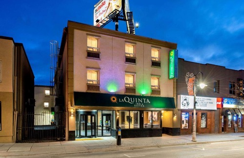 Durham Region Hotel | La Quinta by Wyndham Oshawa