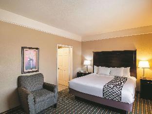 Port Lavaca Hotel | La Quinta by Wyndham Port Lavaca