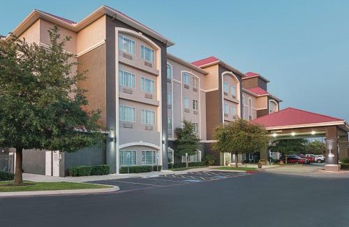 San Antonio Hotel | La Quinta by Wyndham San Antonio Northwest