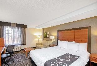Shearer Hills - Ridgeview Hotel | La Quinta by Wyndham San Antonio Airport