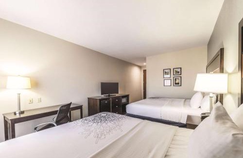 Catoosa Hotel | La Quinta by Wyndham Tulsa - Catoosa