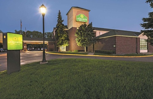 Brooklyn Park Hotel | La Quinta by Wyndham Minneapolis Northwest