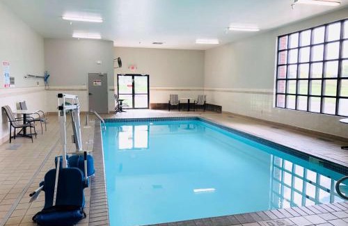 Brooklyn Park Hotel | La Quinta by Wyndham Minneapolis Northwest