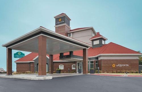 Central Oklahoma City Hotel | La Quinta by Wyndham Oklahoma City - NW Expwy