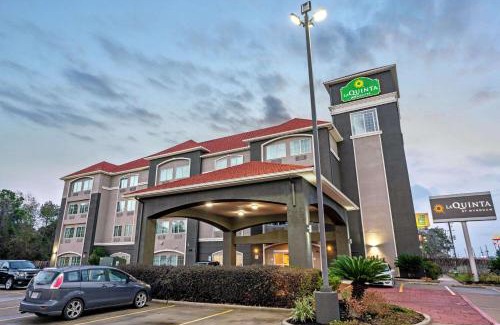 Egypt Hotel | La Quinta by Wyndham Houston - Magnolia