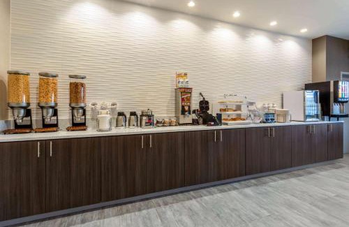Wichita Hotel | La Quinta by Wyndham Wichita Airport