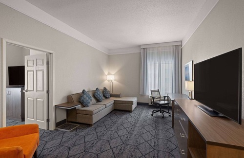 Rapid City Hotel | La Quinta Inn and Suites by Wyndham at WaTiki Waterpark