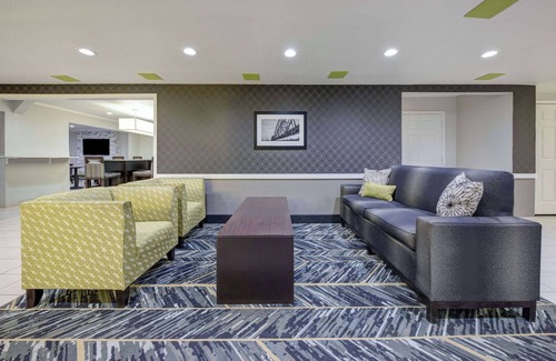 El Dorado Hotel | La Quinta Inn by Wyndham El Dorado