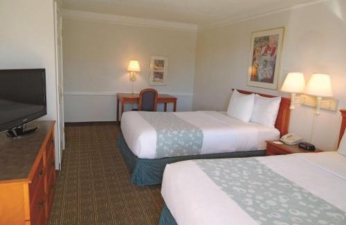 Biggs Field Hotel | La Quinta Inn by Wyndham El Paso East Lomaland
