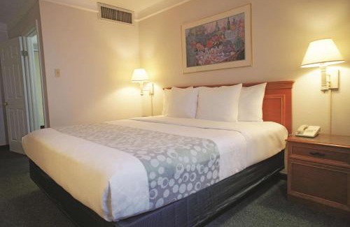 Biggs Field Hotel | La Quinta Inn by Wyndham El Paso East Lomaland