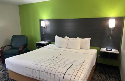 South Central Omaha Hotel | La Quinta Inn by Wyndham Omaha Southwest