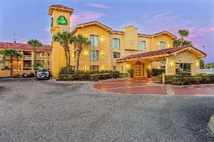 Orlando Hotel | La Quinta Inn by Wyndham Orlando Airport West