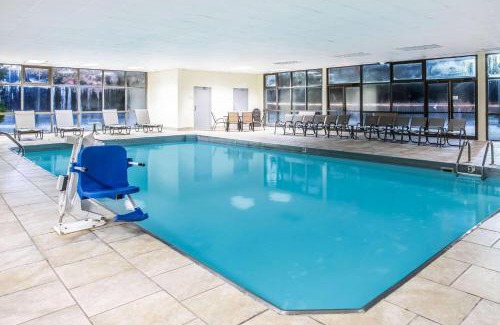 Davenport Hotel | La Quinta Inn by Wyndham Davenport & Conference Center
