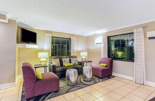 San Angelo Hotel | La Quinta Inn by Wyndham and Conference Center San Angelo