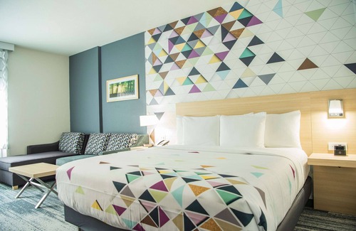 Lake City Hotel | La Quinta Inn & Suite by Wyndham Lake City