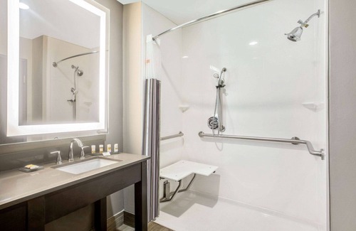 Ponca City Hotel | La Quinta Inn & Suites by Wyndham Ponca City