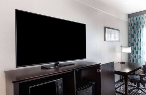 Port Lavaca Hotel | La Quinta Inn & Suites by Wyndham Port Lavaca