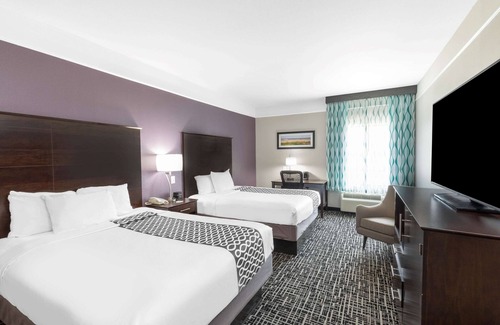 Port Lavaca Hotel | La Quinta Inn & Suites by Wyndham Port Lavaca