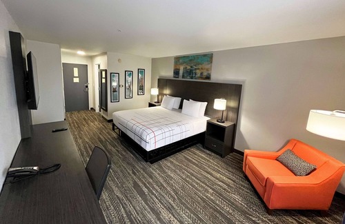 South Holland Hotel | La Quinta Inn & Suites by Wyndham South Holland