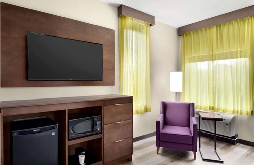 Braselton Hotel | La Quinta Inn & Suites by Wyndham Braselton