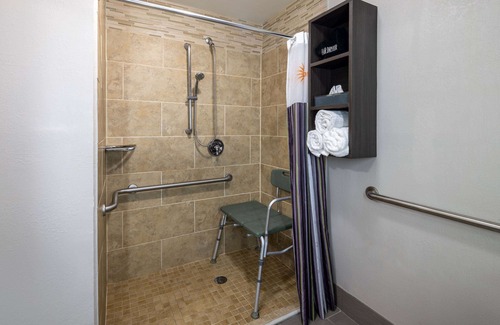 Covington Hotel | La Quinta Inn & Suites by Wyndham Covington