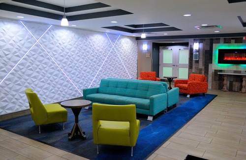 Rochester Hotel | La Quinta Inn & Suites by Wyndham Rochester Mayo Clinic S