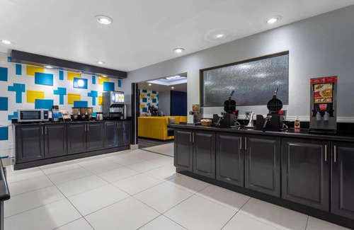 Columbus Hotel | La Quinta Inn & Suites by Wyndham Columbus West - Hilliard