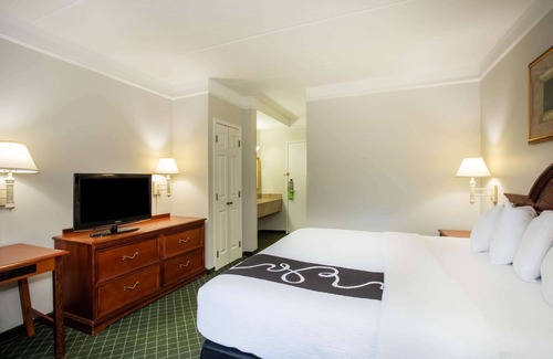 Tropic Hotel | La Quinta Inn & Suites by Wyndham Melbourne Viera