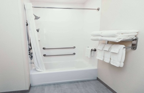 Ankeny Hotel | La Quinta Inn & Suites by Wyndham Ankeny IA - Des Moines IA