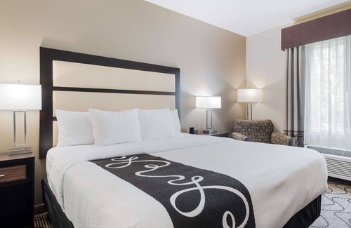 Auburn Hotel | La Quinta Inn & Suites by Wyndham Auburn