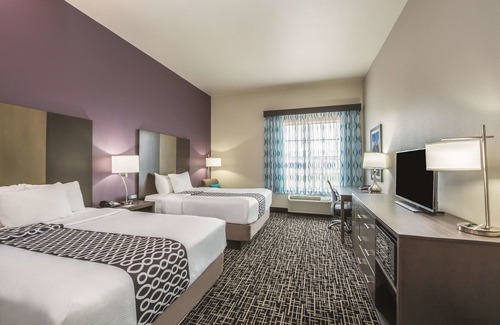 Enid Hotel | La Quinta Inn & Suites by Wyndham Enid