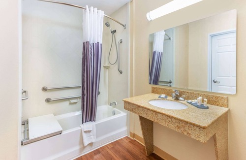 Hobbs Hotel | La Quinta Inn & Suites by Wyndham Hobbs