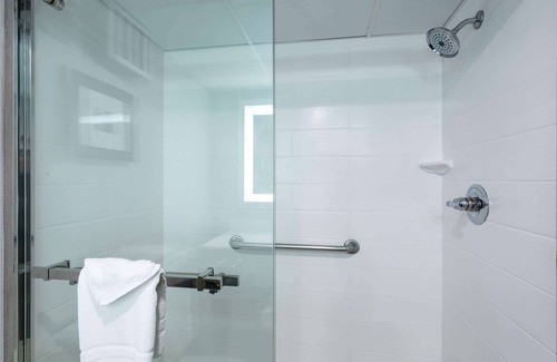 Joplin Hotel | La Quinta Inn & Suites by Wyndham Joplin
