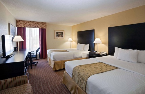 Salina Hotel | La Quinta Inn & Suites by Wyndham Salina