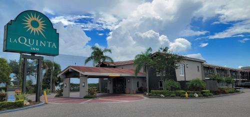 Westshore Hotel | La Quinta Inn Tampa Airport Stadium Westshore
