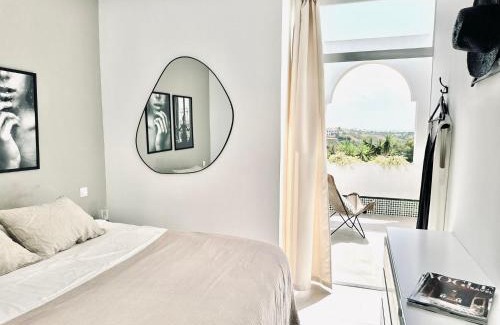 Benahavis Apartment | La Quinta Sea View