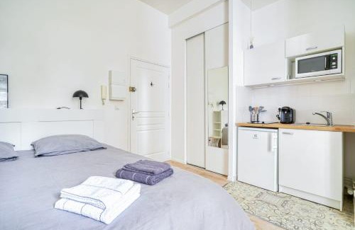 Dammarie Les Lys Apartment | La Reine Blanche