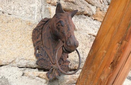 Cabeza del Caballo House | La Resbalina Casa Rural
