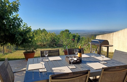Siran House | La Rocaille - Gite with stunning Minervois views and private pool