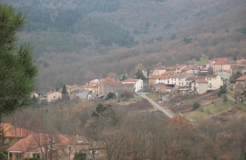 Chatel-Guyon House | La Roche Pérégrine