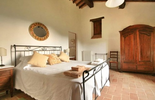 Pietralunga Other | La Rondinaia: 3 bed, 3 bath beautifully presented private house pool, free wifi