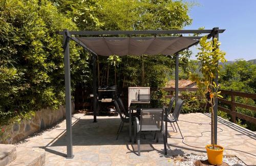 Roquedur House | La Roseraie - Gite avec piscine en Cévennes