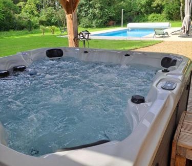 Chouzy-sur-Cisse Bed & Breakfast | La Rossignolerie - La familiale Vigneronne