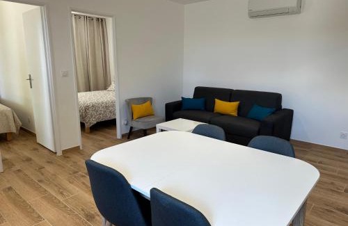 Aubenas Apartment | La Rougette