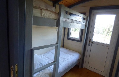 Saint-Andiol Bed & Breakfast | LA ROULOTTE