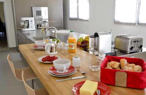 Saint-Andiol Bed & Breakfast | LA ROULOTTE