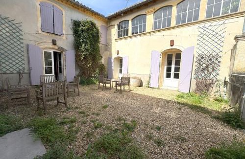 Garrigues Apartment | La Roumanières