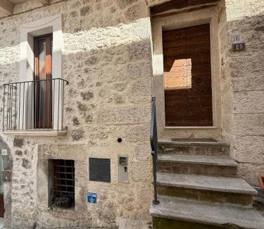 Pacentro Apartment | La Rusacca Pacentro - 10 minuti da Sulmona
